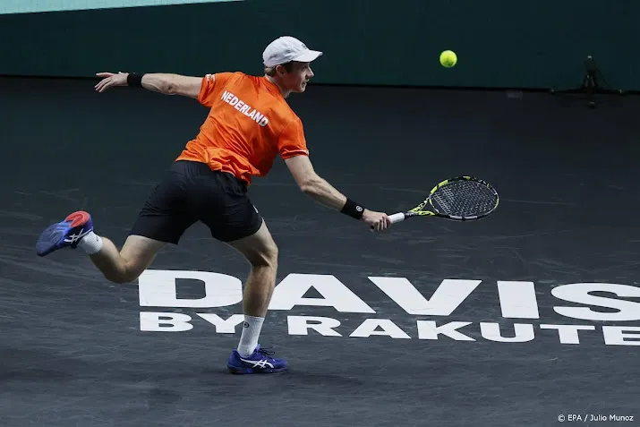 van de zandschulp met moeite naar tweede ronde australian open