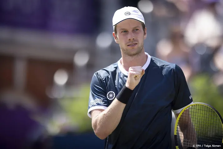 van de zandschulp naar halve finale in winston salem