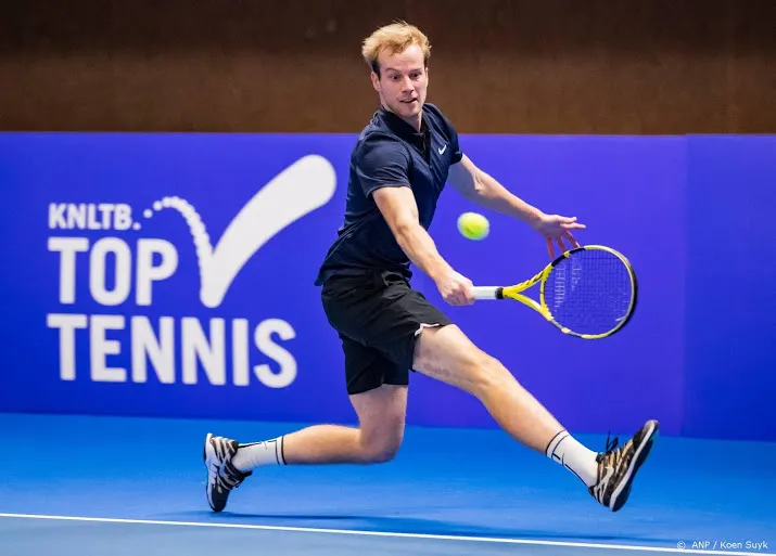van de zandschulp naar tweede kwalificatieronde australian open
