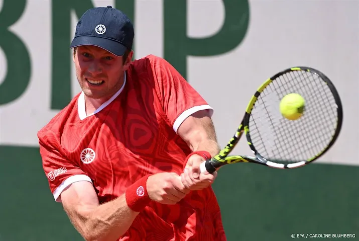 van de zandschulp naar tweede ronde us open na opgave thompson