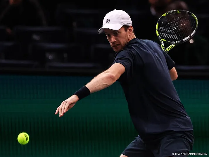 van de zandschulp strandt in eerste ronde van atp toernooi metz