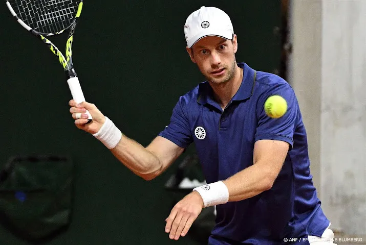 van de zandschulp twijfelt over voortzetten tennisloopbaan