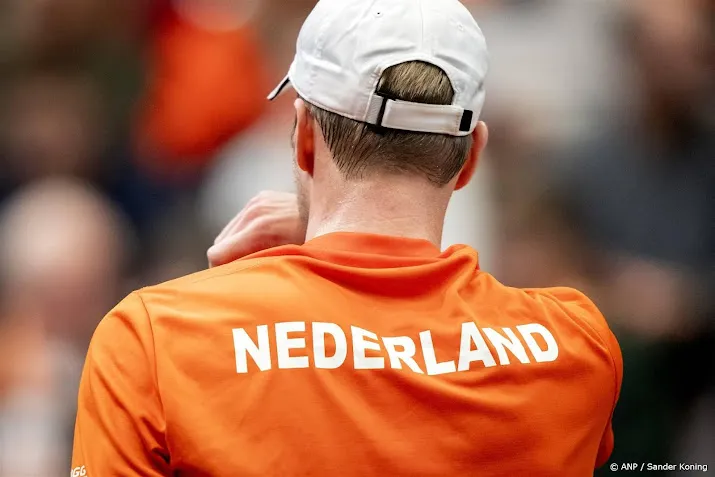 van de zandschulp verliest en zwitsers komen op 1 1 in daviscup