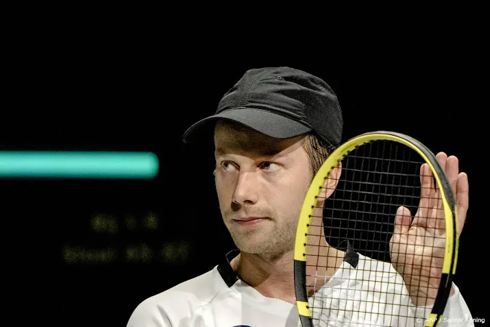 van de zandschulp verliest van cilic en ligt uit toernooi doha
