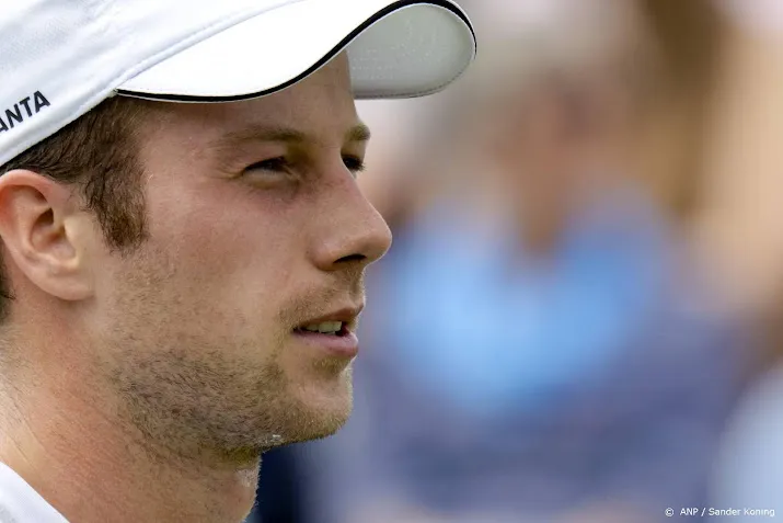 van de zandschulp wint van dimitrov op grastoernooi van queens