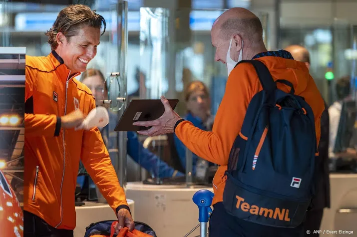 van den hoogenband verdrietig dat spelen zonder fans zijn