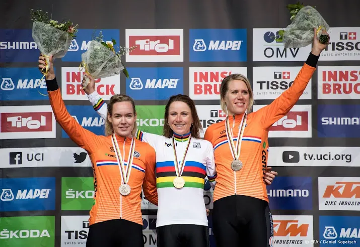 van der breggen van vleuten en van dijk op wk in ploegentijdrit
