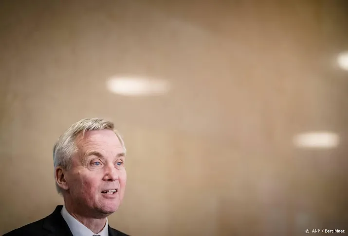 van der burg nu geen aanleiding panden te vorderen voor opvang