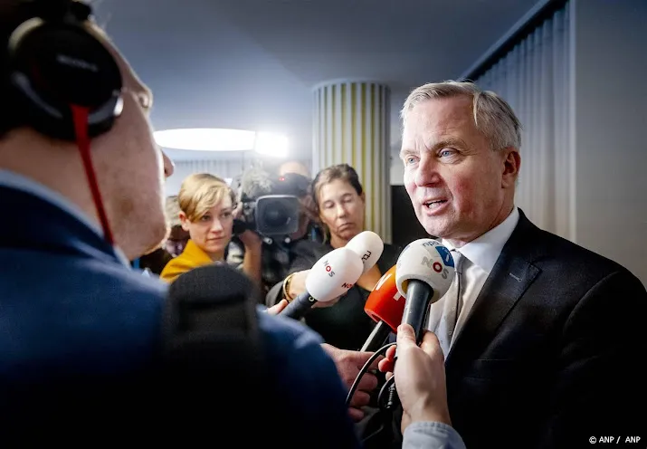 van der burg verwacht niet dat dwang asielopvang nodig is