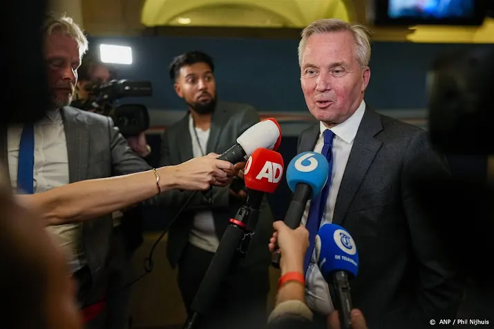 van der burg vreest meer asielproblemen zonder spreidingswet