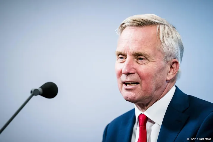 van der burg wet is nodig om asielzoekers eerlijk te verdelen