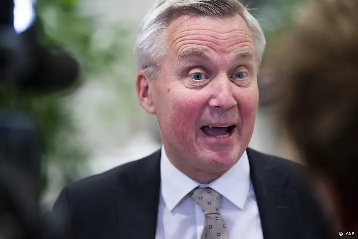 van der burg wil nieuwe asielwet over spreiding begin 2023