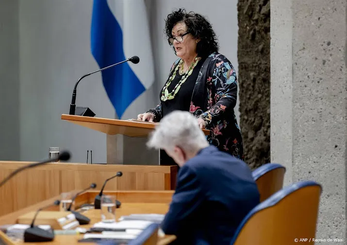 van der plas neemt afstand van intimiderende uitspraken fdf