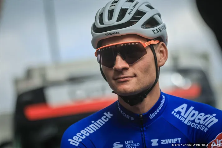van der poel gaat in rit naar puy de dome genieten