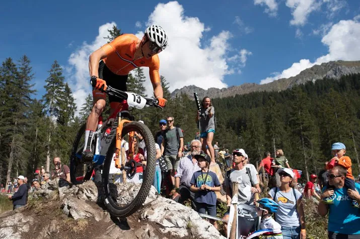 van der poel last korte rustpauze in