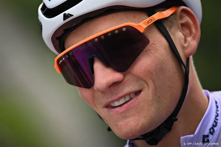 van der poel oogt nu wel gretig en scherp voor tourstart