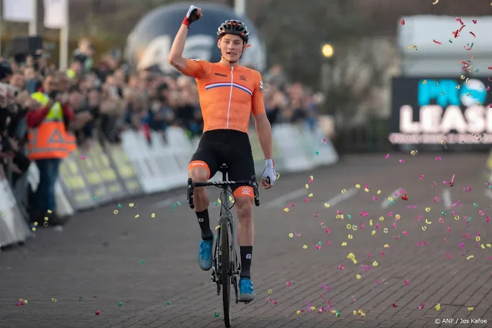 van der poel ook op scheldecross klasse apart
