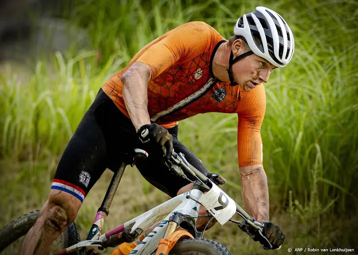 van der poel voelt zich 100 procent na noodgedwongen pauze