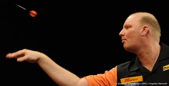 van der voort loopt kwartfinales wk darts mis