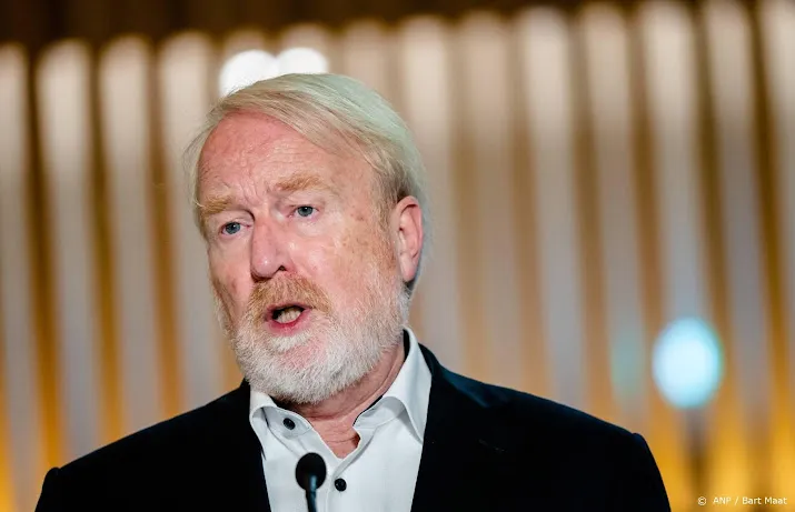 van dissel astrazeneca lijkt niet te beschermen tegen omikron