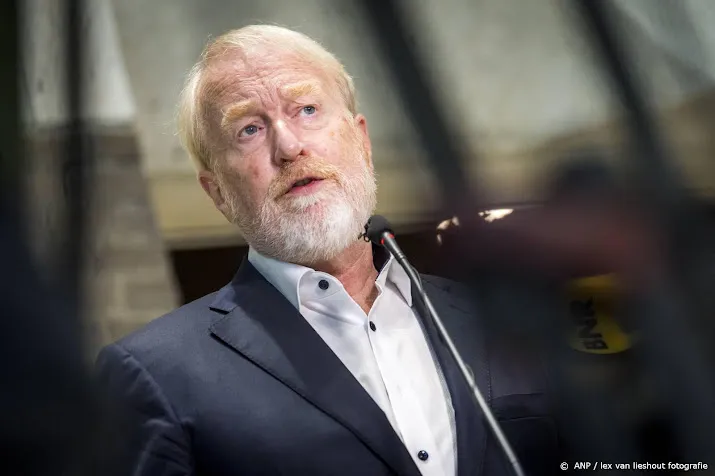 van dissel omikron reden voor analyse effectiviteit coronapas