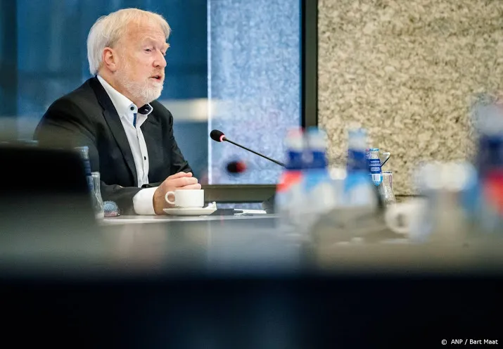 van dissel verhinderd voor technische briefing tweede kamer