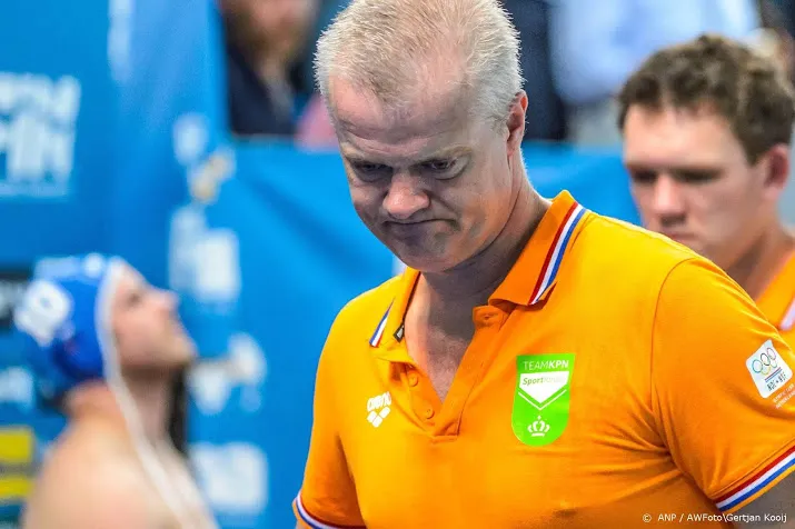 van galen stopt als bondscoach waterpoloers