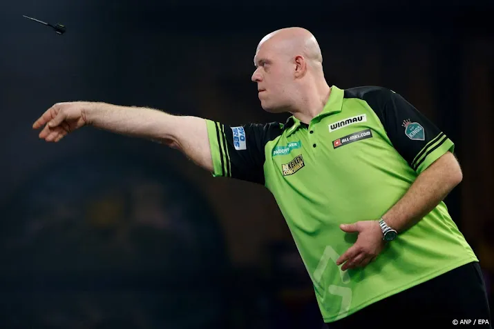 van gerwen klopt littler en wint dutch darts masters