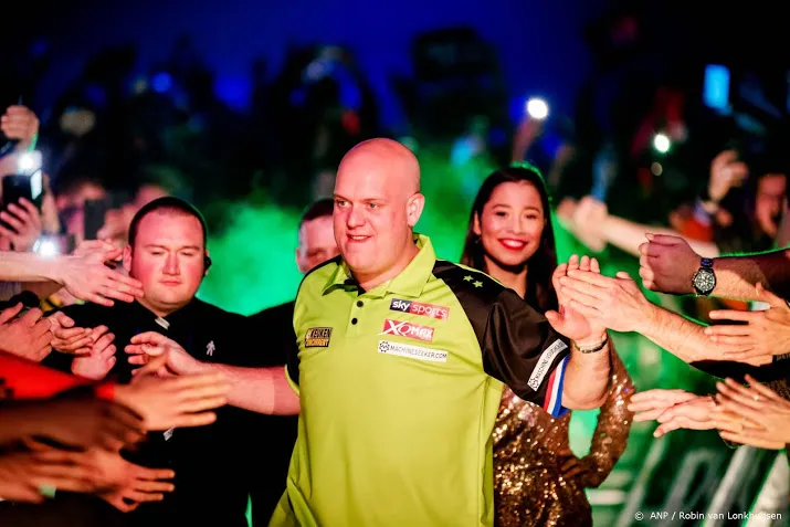 van gerwen met speels gemak langs cross