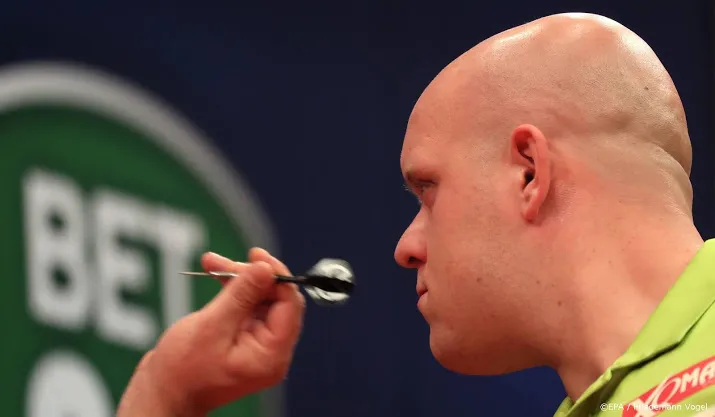 van gerwen overtuigend naar kwartfinale