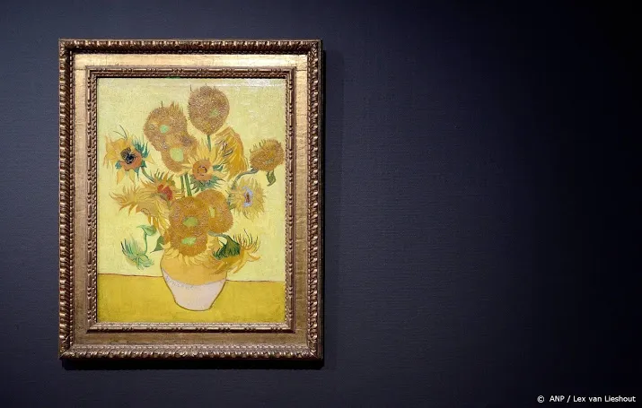 van gogh museum houdt zonnebloemen in huis