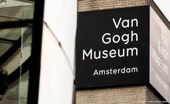 van gogh museum koopt prenten pissarro
