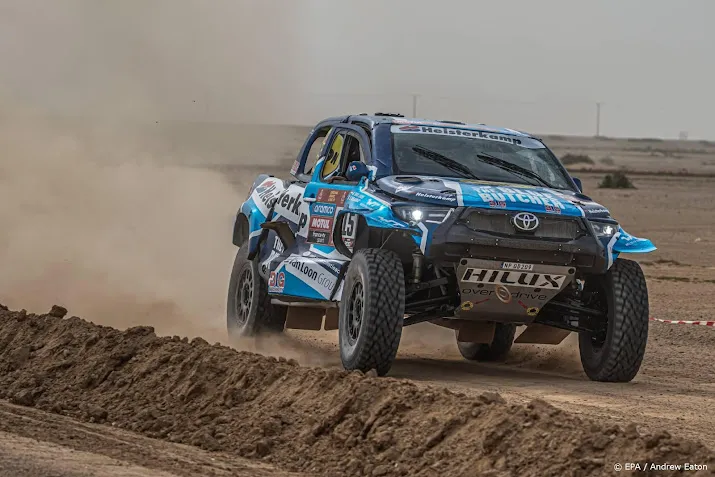 van loon tweede in tweede etappe dakar rally bij autos
