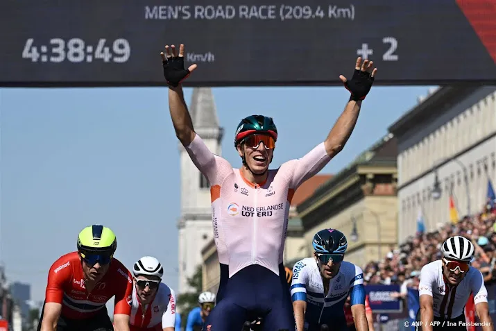 van poppel moet bora hansgrohe aan sprintsucces in giro helpen