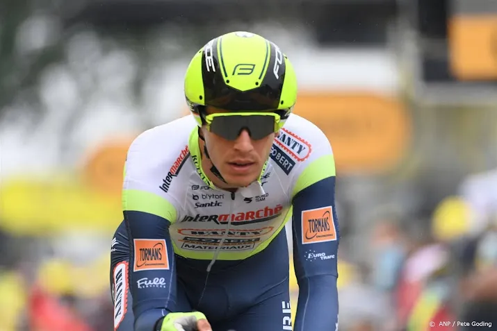 van poppel naar ziekenhuis na val in ronde van vlaanderen