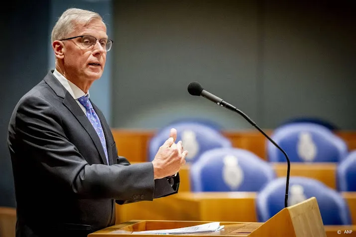 van rij roept ondernemer in zwaar weer op bel fiscus er is hulp