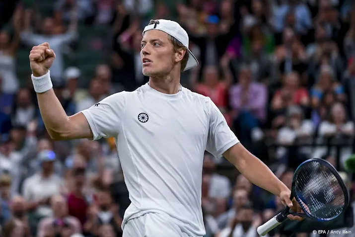 van rijthoven bijna bij beste honderd tennissers ter wereld