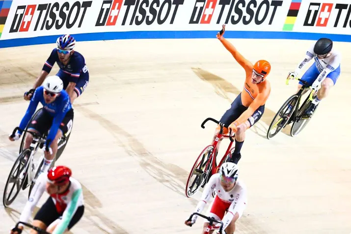van schip derde op omnium na drie onderdelen