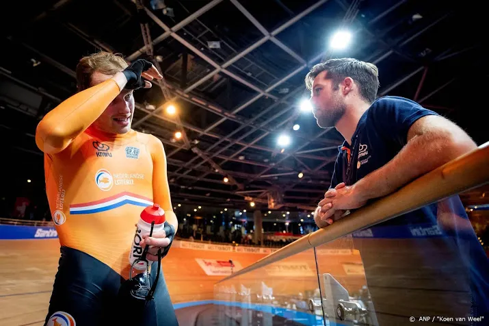 van schip pakt opnieuw zilver op omnium bij wk baanwielrennen