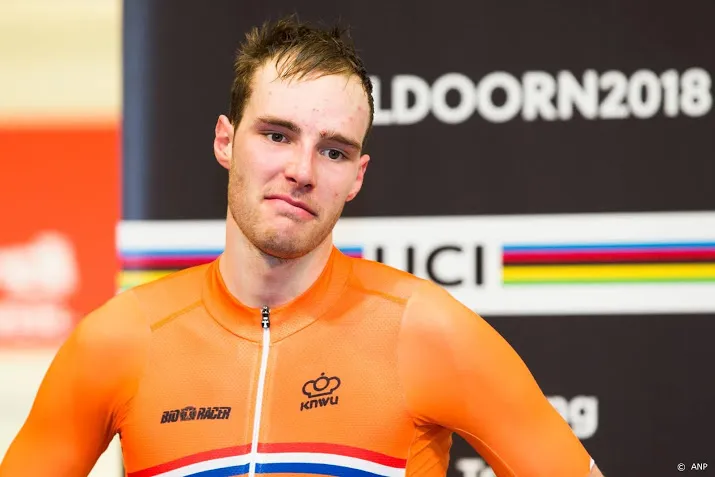 van schip zesde na twee onderdelen ondanks val