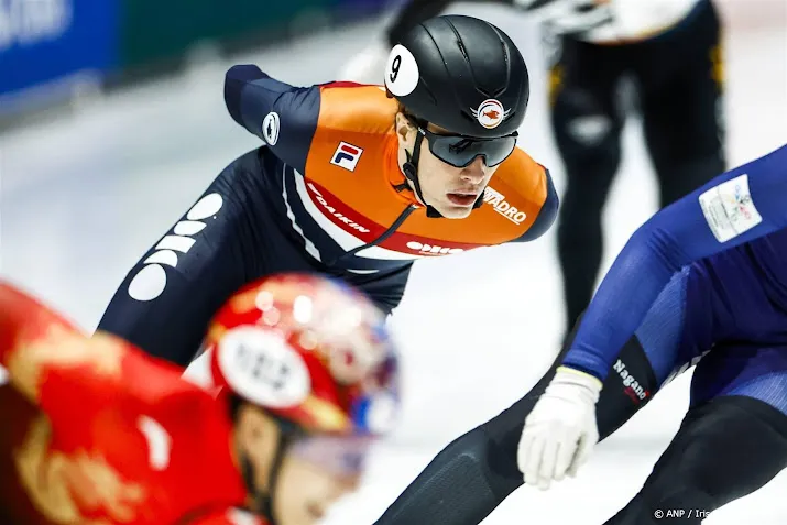 van t wout pakt in ahoy zilveren wk medaille op 1500 meter