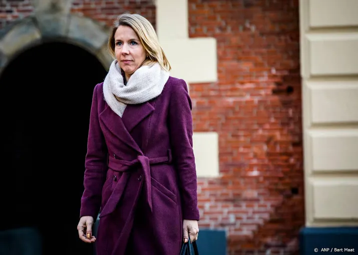 van veldhoven dinsdag wordt moeilijke dag