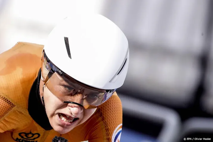 van vleuten begint als blij mens aan tour voor vrouwen