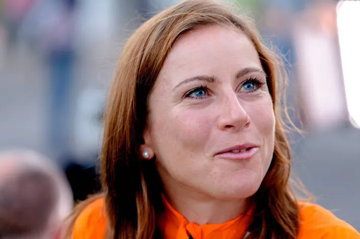 van vleuten mist eindzege in emakumeen bira