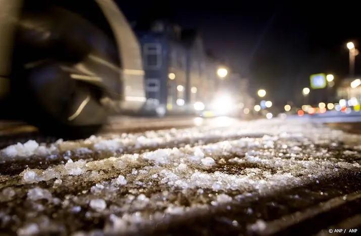 vanaf zondagmiddag steeds meer sneeuw