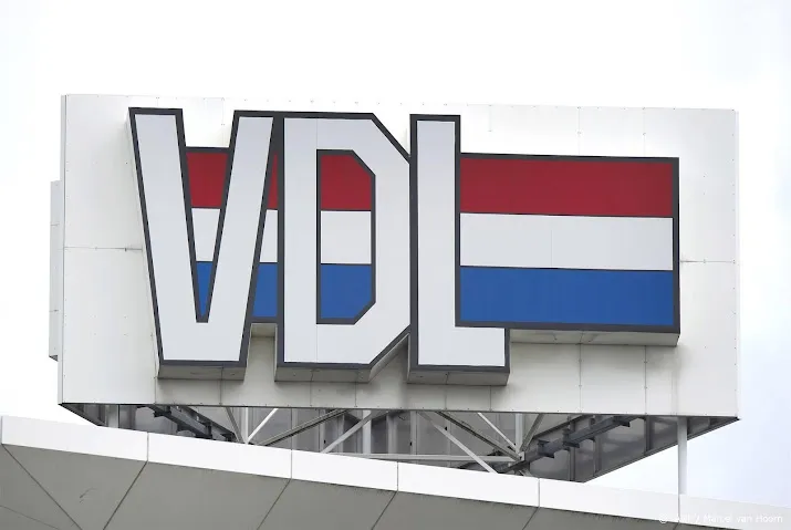 vdl gaat 193 elektrische bussen bouwen voor vervoerder ebs