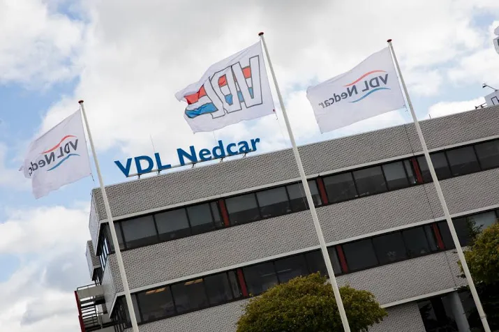 vdl gaat autos ombouwen tot politiewagens