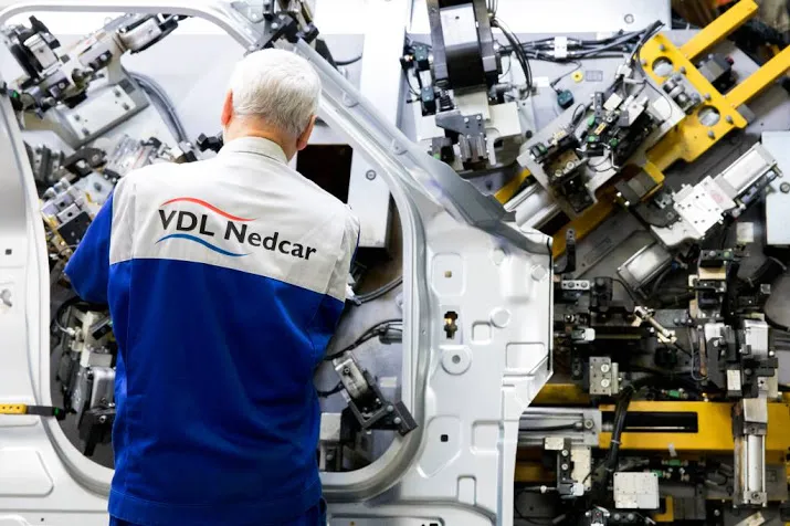 vdl opent fabriek in vs
