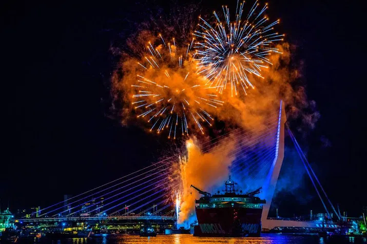 veel belangstelling kindervuurwerk rotterdam