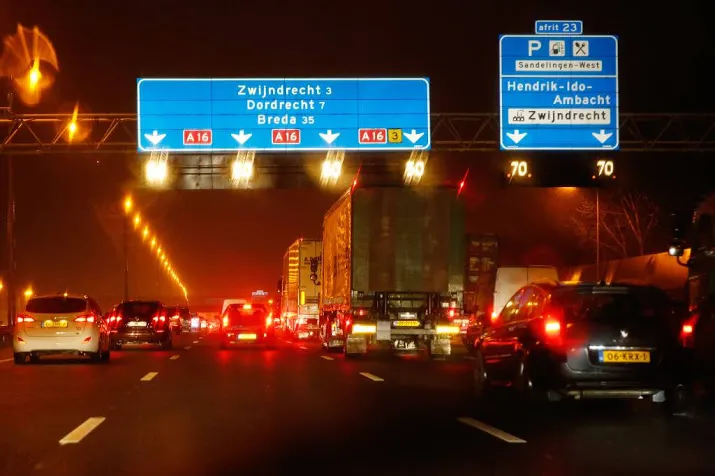 veel drukte op vroege pakjesavondspits